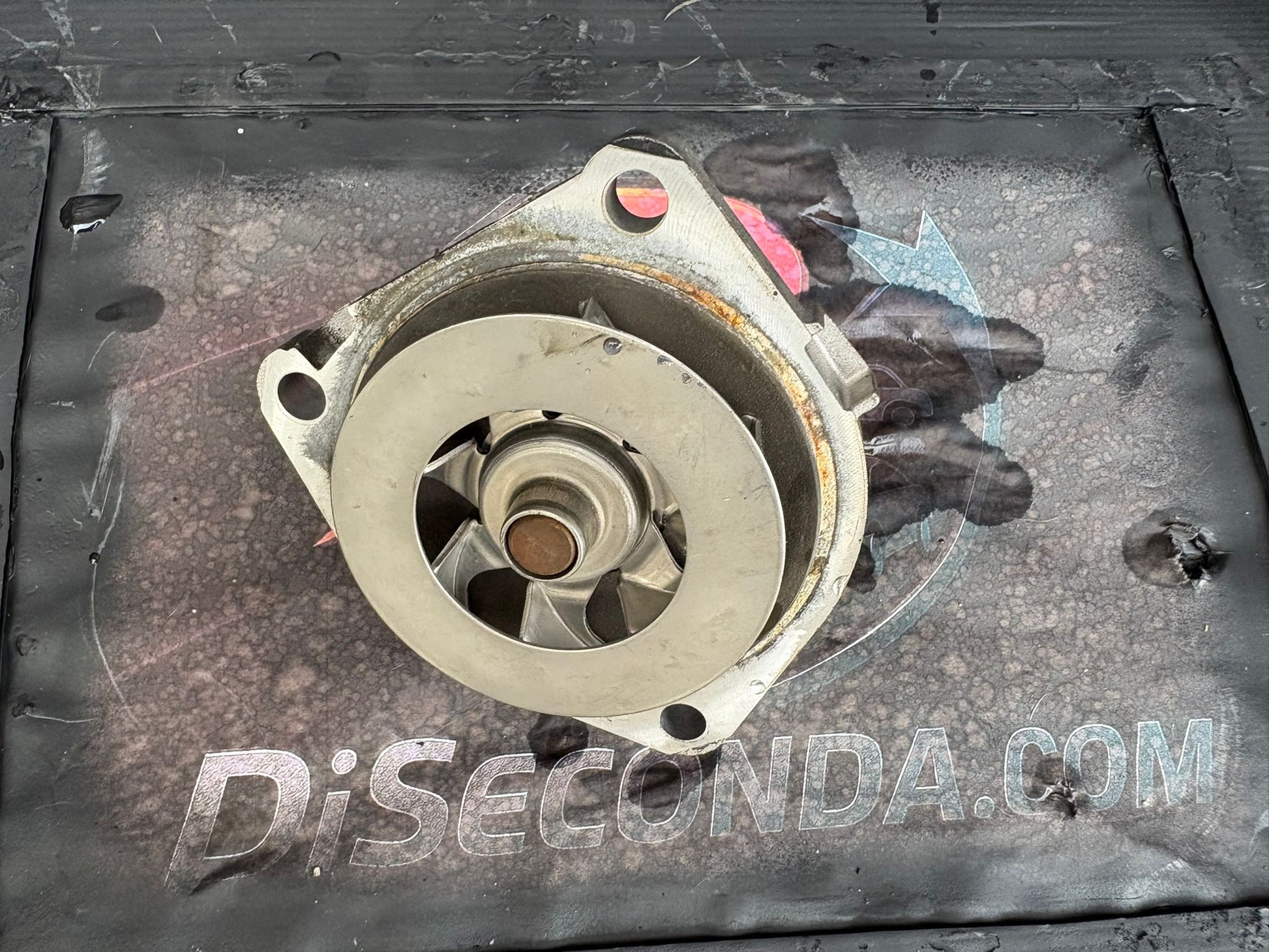 Pompa acqua 2.4 20V JTDm (154kw) (55269148) Alfa Romeo BRERA (05>10<) USATA