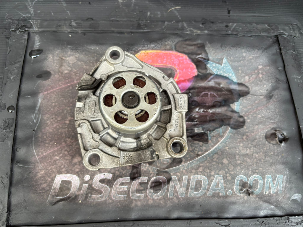 Pompa acqua 2.4 20V JTDm (154kw) (55269148) Alfa Romeo BRERA (05>10<) USATA
