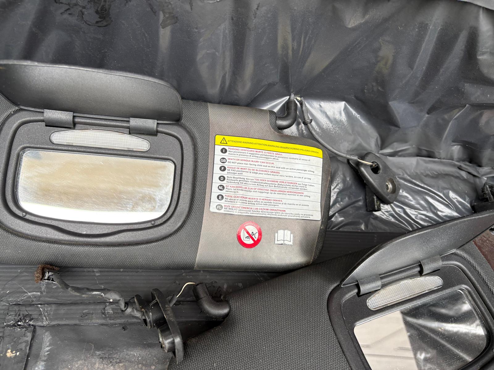 Coppia alette parasole per Alfa Romeo 159 BRERA. Alette parasole.